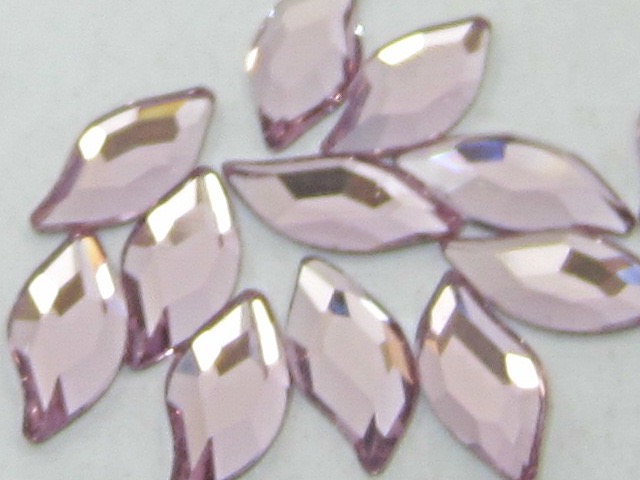 12 pcs. DIAMOND LEAF 10X5mm LIGHT AMETHYST FLATBACK European Rhinestones